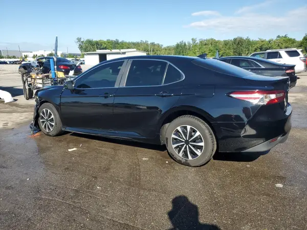 4T1B11HK8KU743787 2019 TOYOTA CAMRY - Image 2