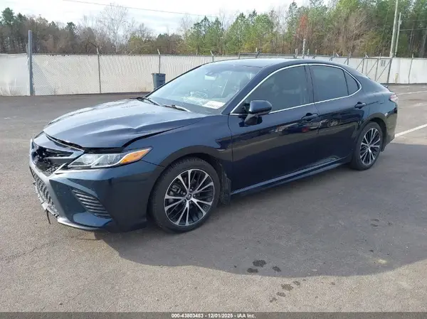 4T1B11HK8KU746639 2019 TOYOTA CAMRY - Image 2