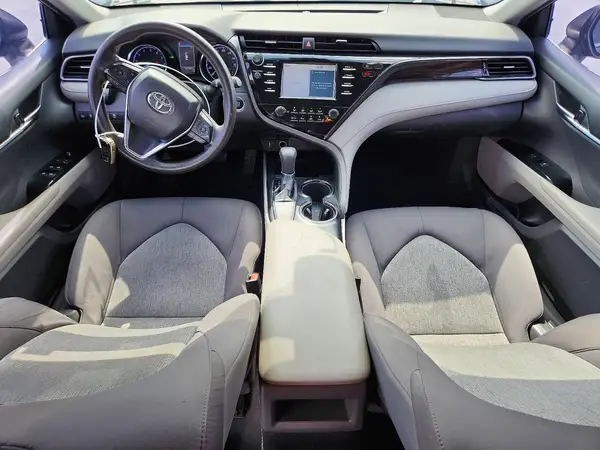 4T1B11HK8KU747385 2019 TOYOTA CAMRY - Image 8