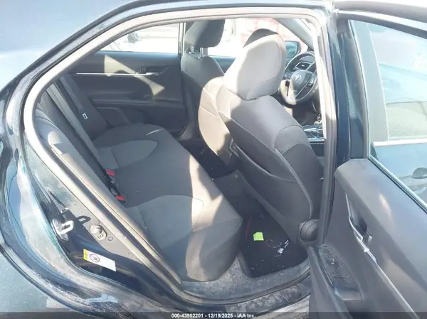 4T1B11HK8KU749055 2019 TOYOTA CAMRY - Image 8