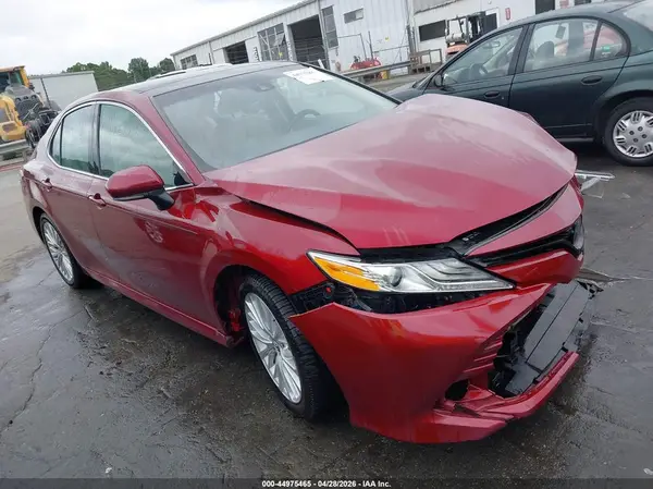 4T1B11HK8KU753171 2019 TOYOTA CAMRY - Image 1