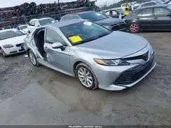 4T1B11HK8KU757480 2019 TOYOTA CAMRY