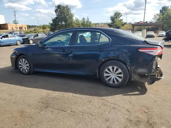 4T1B11HK8KU757849 2019 TOYOTA CAMRY - Image 2