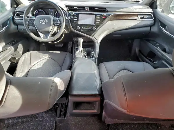 4T1B11HK8KU758211 2019 TOYOTA CAMRY - Image 8