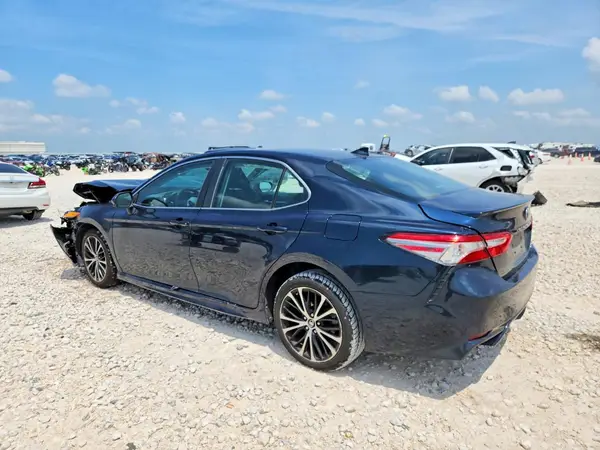 4T1B11HK8KU759035 2019 TOYOTA CAMRY - Image 2
