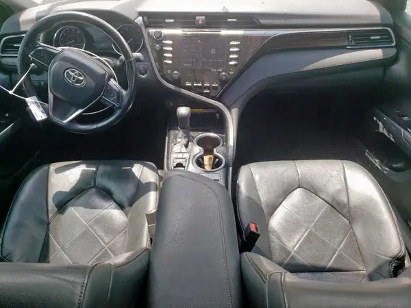 4T1B11HK8KU760153 2019 TOYOTA CAMRY - Image 8