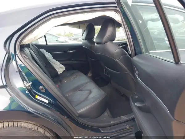 4T1B11HK8KU760850 2019 TOYOTA CAMRY - Image 8