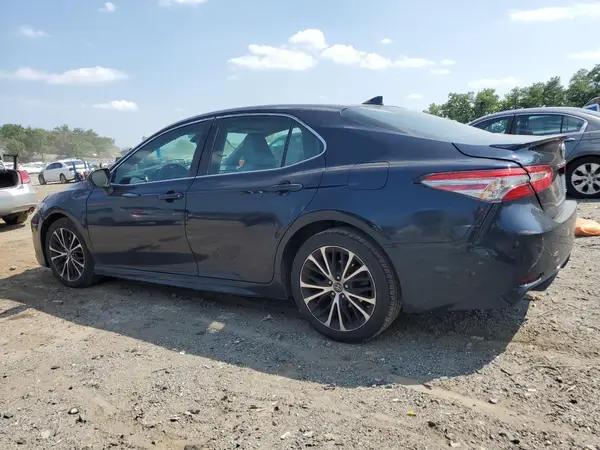 4T1B11HK8KU761691 2019 TOYOTA CAMRY - Image 2