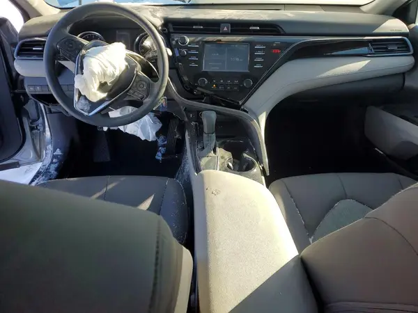 4T1B11HK8KU761884 2019 TOYOTA CAMRY - Image 8