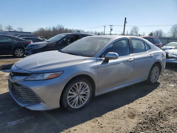 4T1B11HK8KU764526 2019 TOYOTA CAMRY - Image 1