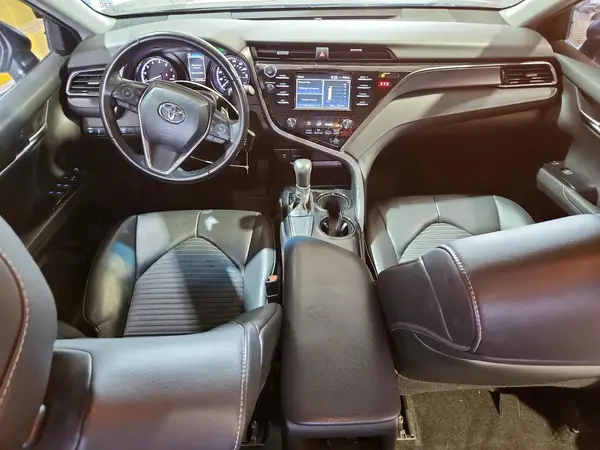 4T1B11HK8KU764624 2019 TOYOTA CAMRY - Image 8