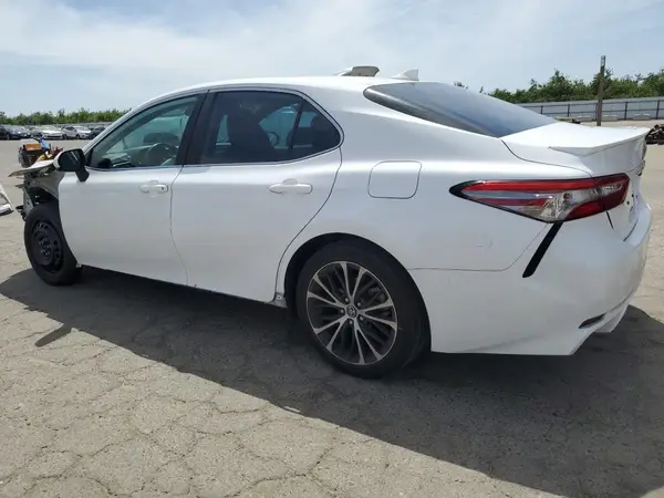 4T1B11HK8KU765367 2019 TOYOTA CAMRY - Image 2