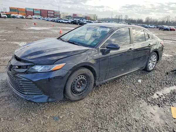 4T1B11HK8KU767698 2019 TOYOTA CAMRY - Image 1
