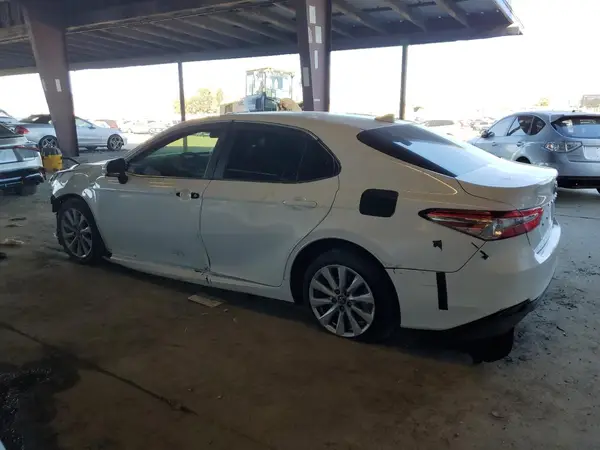4T1B11HK8KU772142 2019 TOYOTA CAMRY - Image 2