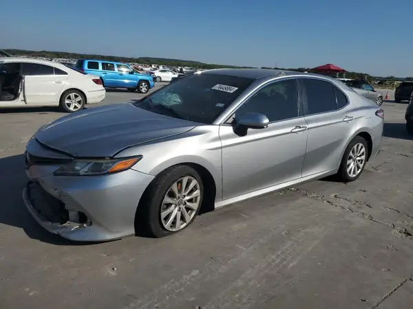 4T1B11HK8KU772383 2019 TOYOTA CAMRY - Image 1