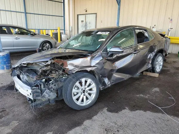 4T1B11HK8KU774506 2019 TOYOTA CAMRY - Image 1