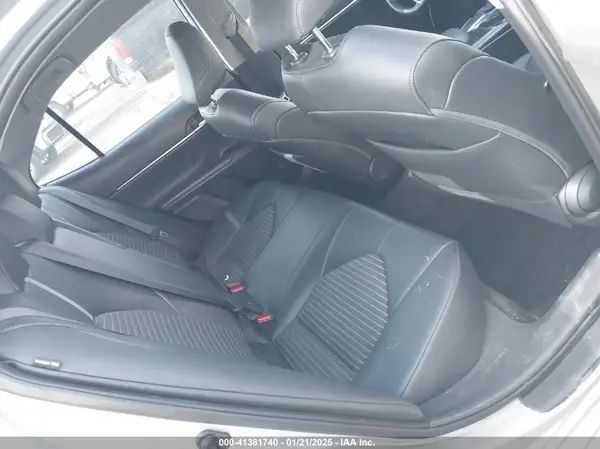 4T1B11HK8KU775123 2019 TOYOTA CAMRY - Image 8