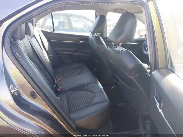 4T1B11HK8KU780094 2019 TOYOTA CAMRY - Image 8