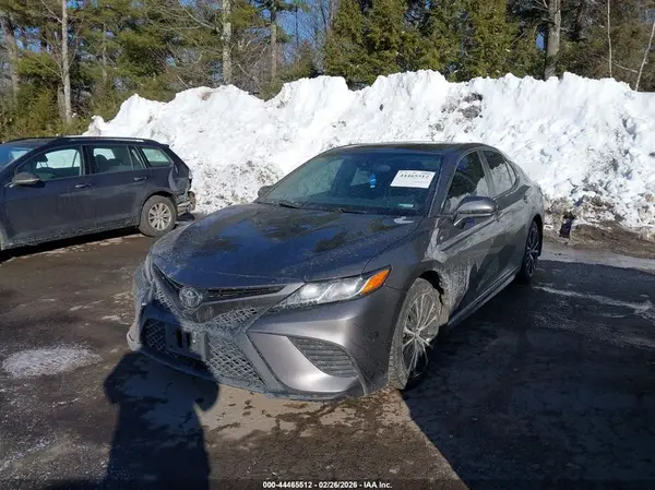 4T1B11HK8KU780659 2019 TOYOTA CAMRY - Image 2