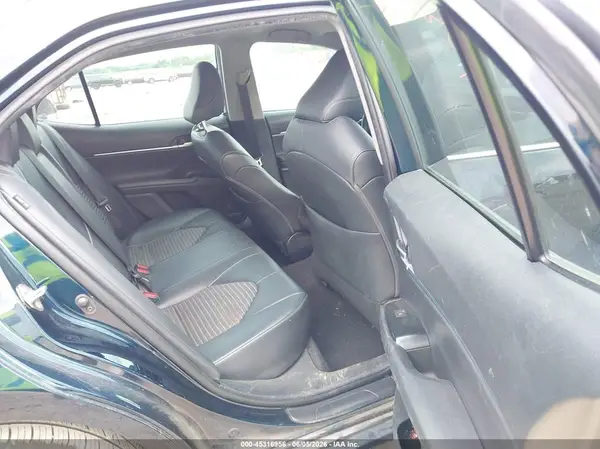 4T1B11HK8KU781617 2019 TOYOTA CAMRY - Image 8