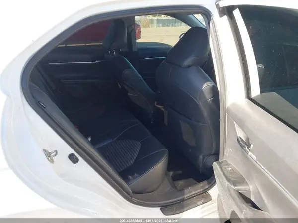 4T1B11HK8KU781908 2019 TOYOTA CAMRY - Image 8