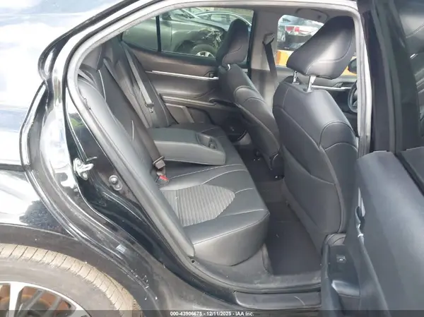 4T1B11HK8KU781939 2019 TOYOTA CAMRY - Image 8
