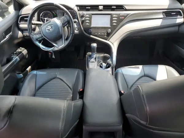 4T1B11HK8KU782184 2019 TOYOTA CAMRY - Image 8