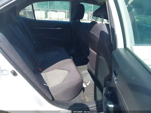 4T1B11HK8KU786252 2019 TOYOTA CAMRY - Image 8