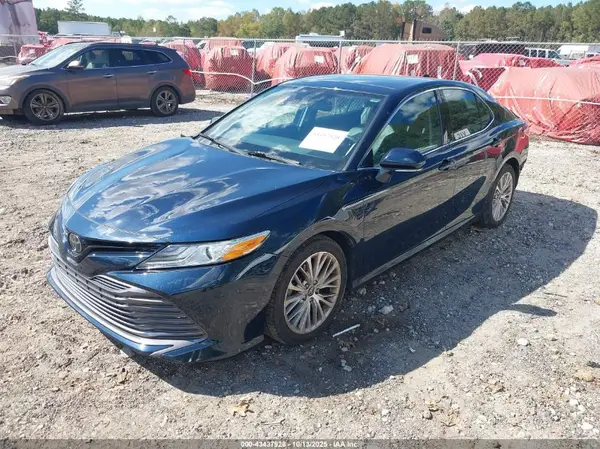 4T1B11HK8KU788311 2019 TOYOTA CAMRY - Image 2