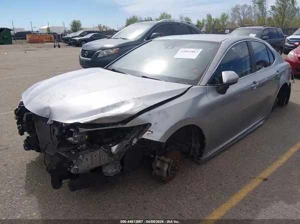 4T1B11HK8KU792827 2019 TOYOTA CAMRY - Image 2