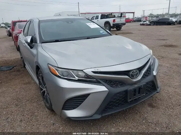 4T1B11HK8KU793735 2019 TOYOTA CAMRY - Image 1