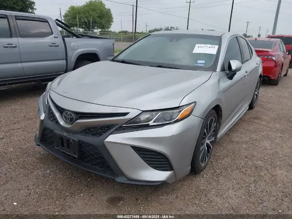 4T1B11HK8KU793735 2019 TOYOTA CAMRY - Image 2