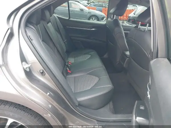 4T1B11HK8KU793900 2019 TOYOTA CAMRY - Image 8
