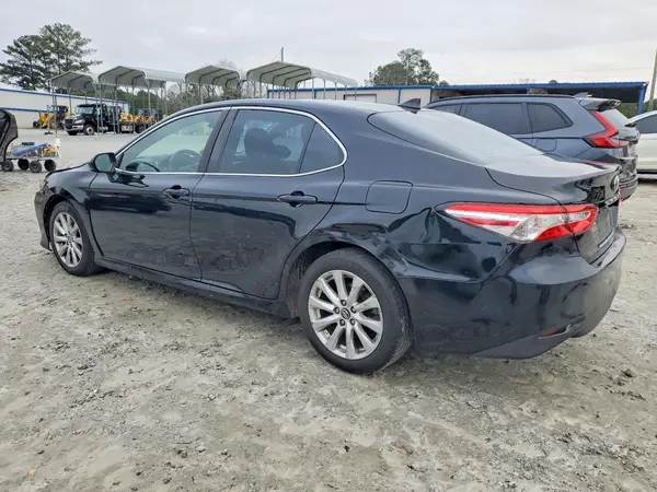 4T1B11HK8KU799325 2019 TOYOTA CAMRY - Image 2
