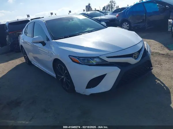 4T1B11HK8KU799437 2019 TOYOTA CAMRY - Image 1