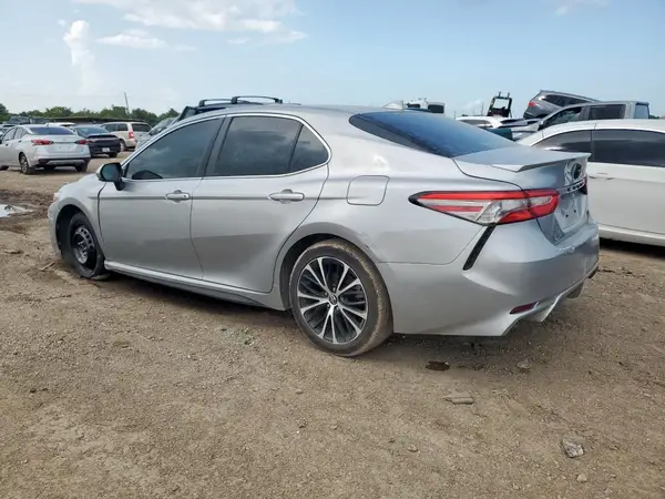 4T1B11HK8KU800277 2019 TOYOTA CAMRY - Image 2