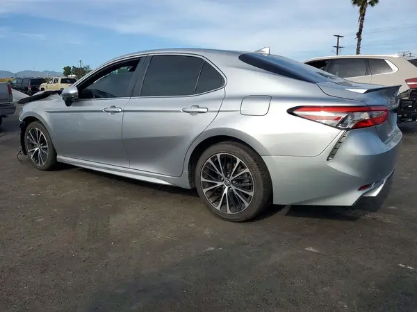 4T1B11HK8KU800490 2019 TOYOTA CAMRY - Image 2