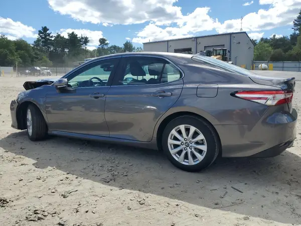 4T1B11HK8KU803695 2019 TOYOTA CAMRY - Image 2