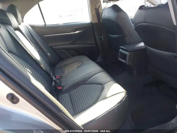 4T1B11HK8KU810338 2019 TOYOTA CAMRY - Image 8