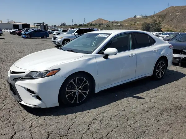 4T1B11HK8KU812994 2019 TOYOTA CAMRY - Image 1