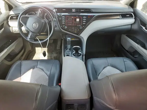 4T1B11HK8KU813238 2019 TOYOTA CAMRY - Image 8