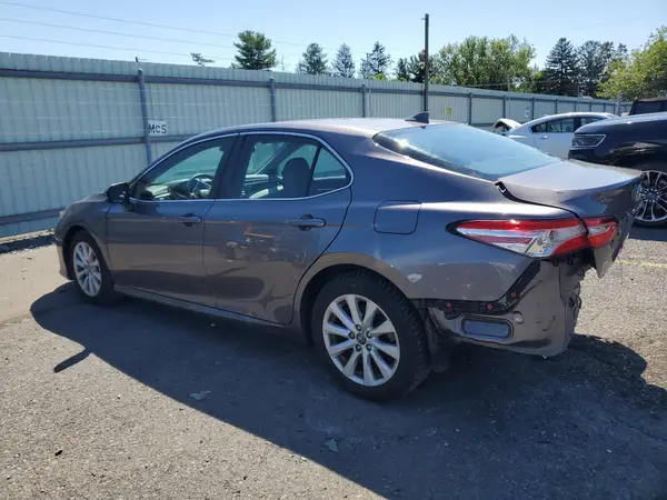 4T1B11HK8KU813577 2019 TOYOTA CAMRY - Image 2