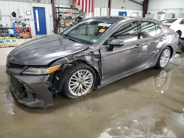 4T1B11HK8KU820058 2019 TOYOTA CAMRY - Image 1