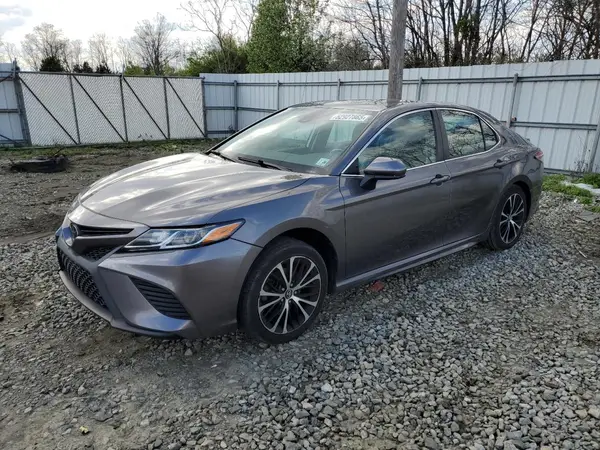 4T1B11HK8KU826006 2019 TOYOTA CAMRY - Image 1