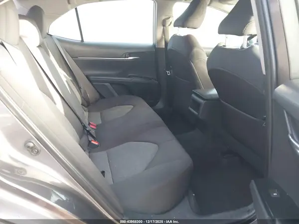 4T1B11HK8KU826054 2019 TOYOTA CAMRY - Image 8