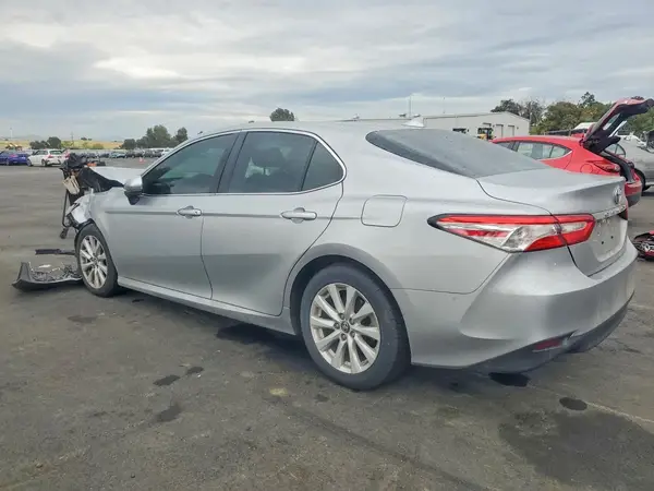 4T1B11HK8KU829973 2019 TOYOTA CAMRY - Image 2