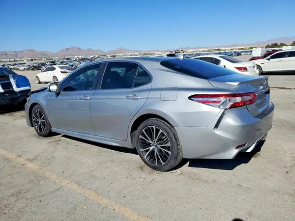 4T1B11HK8KU832081 2019 TOYOTA CAMRY - Image 2