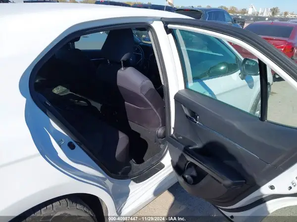 4T1B11HK8KU832128 2019 TOYOTA CAMRY - Image 8