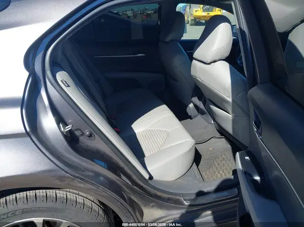 4T1B11HK8KU833456 2019 TOYOTA CAMRY - Image 8