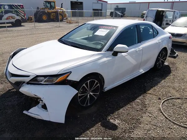 4T1B11HK8KU834476 2019 TOYOTA CAMRY - Image 2